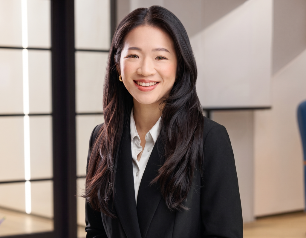Louisa Zhang